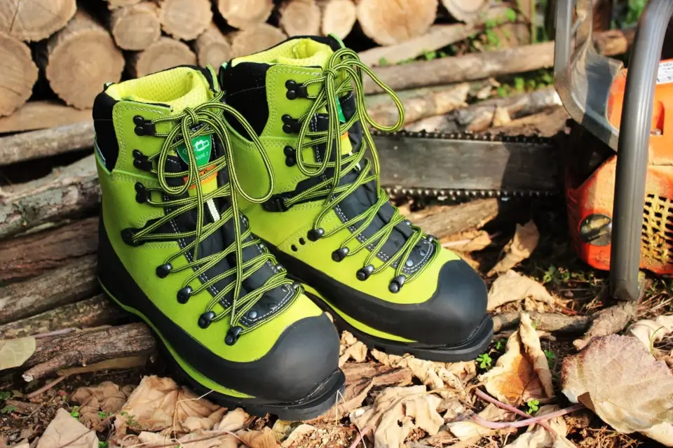 Best arborist boots sale